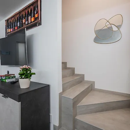 Διαμέρισμα La Maisonette Del Crist0 *